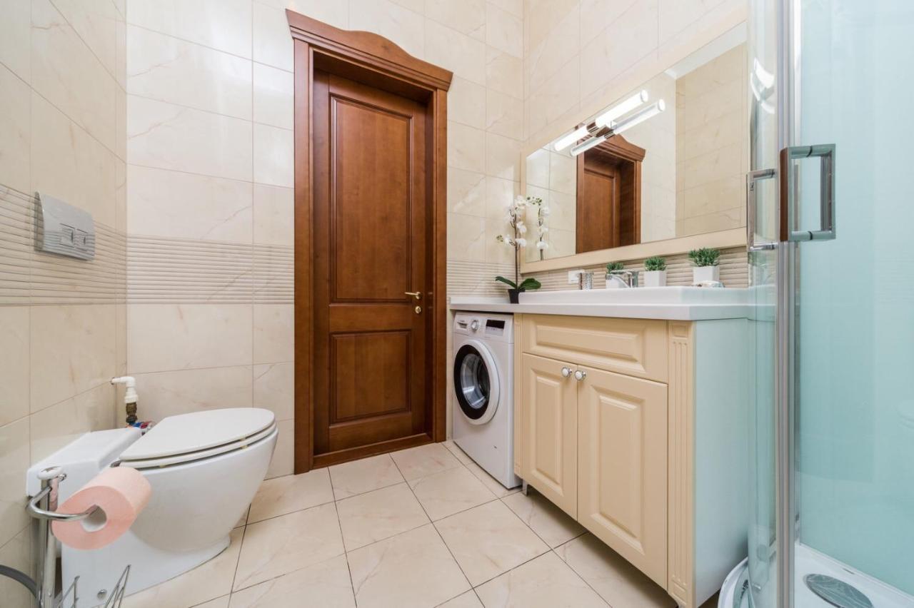 New luxury apartment Troitskay Odessa Extérieur photo